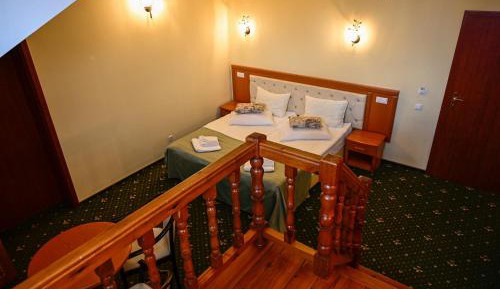 Triple Room with City View