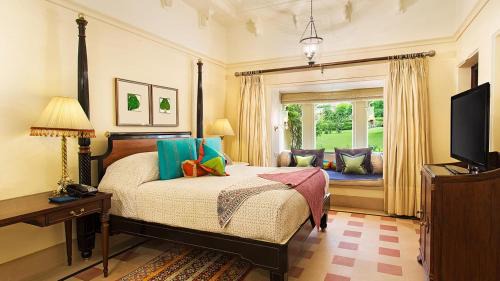 Premier Twin Room with Pool View