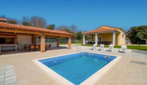 Two-Bedroom Holiday Home