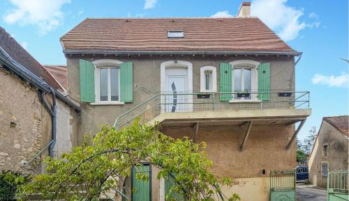 Two-Bedroom Holiday Home