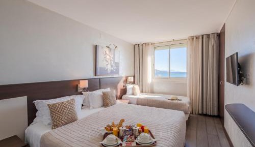 Triple room without balcony - panoramic sea view - First floor