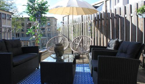 Two-Bedroom Apartment with Terrace