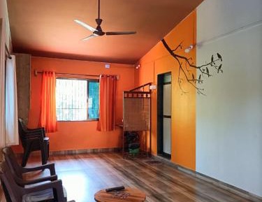 6-Bed Mixed Dormitory Room