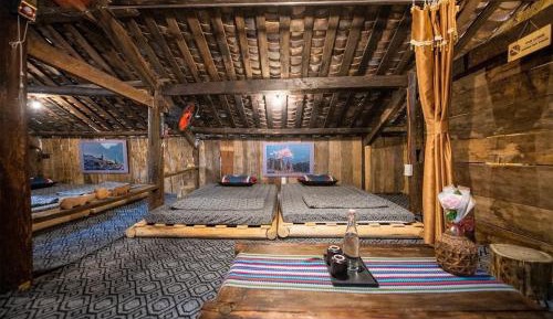 Mixed Dormitory Room