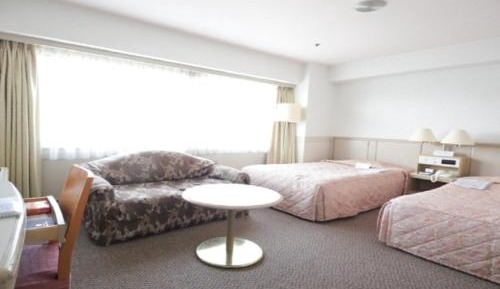 Standard Twin Room - Non-Smoking