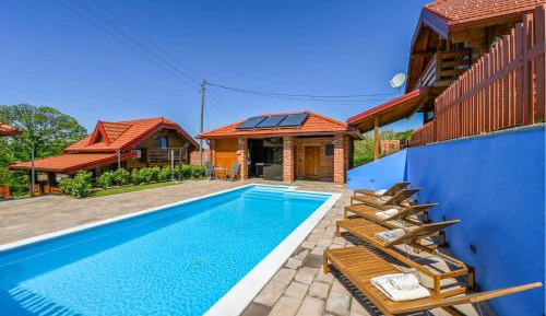 Four-Bedroom Holiday Home