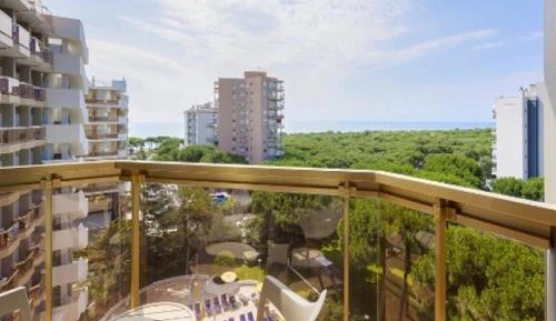 Double Room with Pool View