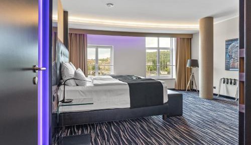 Deluxe Double Room with River View