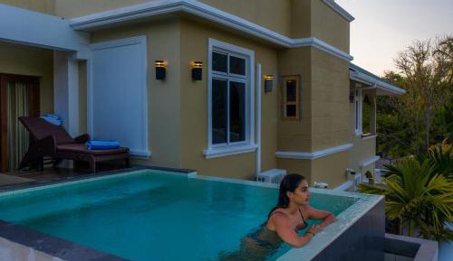 Suite with Pool View