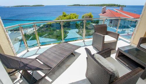 Four-Bedroom Holiday Home