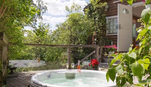 Two-Bedroom Holiday Home