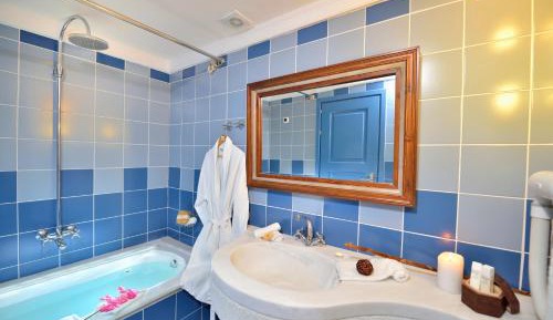 Junior Suite with Hot Tub