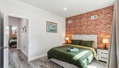 Two-Bedroom Apartment with City View