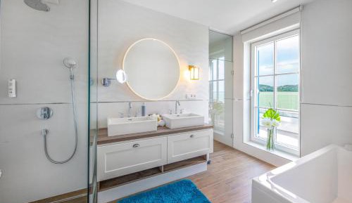 Grand Suite with 180-Degree Panorama