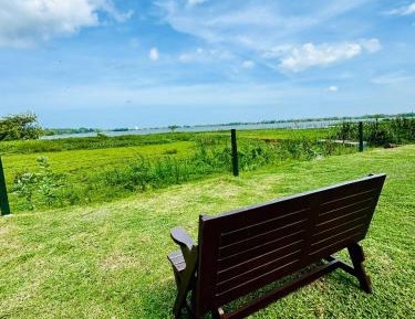 Deluxe Double Room with Balcony and Lake View