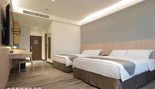 Standard Twin Room