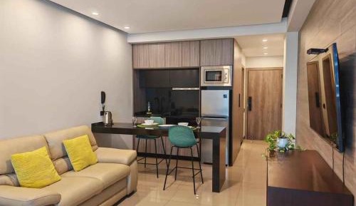 One-Bedroom Apartment
