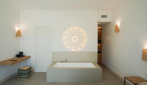 Double Room with Spa Bath