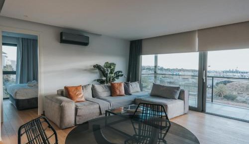 Modern Oasis