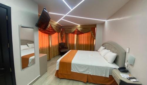 Deluxe King Room