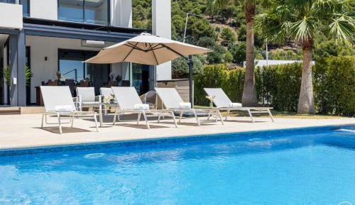 Villa with Private Pool