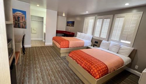 Premier Double Double Room