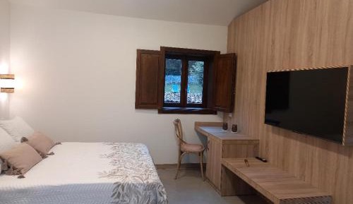 One-Bedroom Cottage