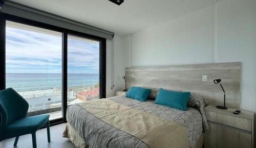 Two-Bedroom Deluxe Apartment with Balcony
