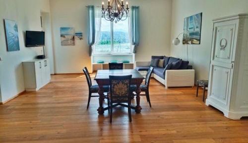 Two-Bedroom Apartment Sole 
