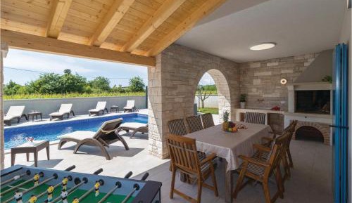 Four-Bedroom Vacation Home