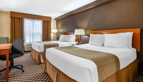 Queen Room with Two Queen Beds - Non-Smoking