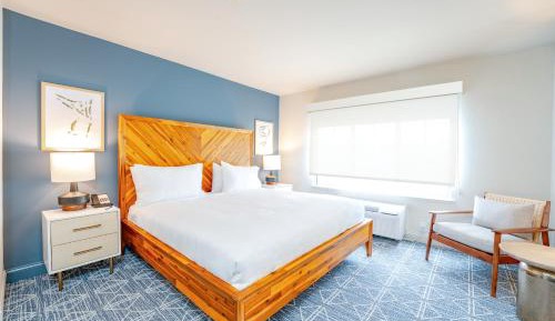 Superior King Room