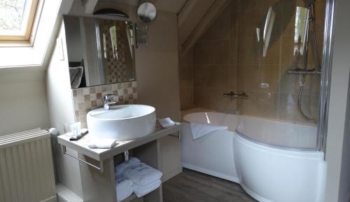 Deluxe Double Room with Bath