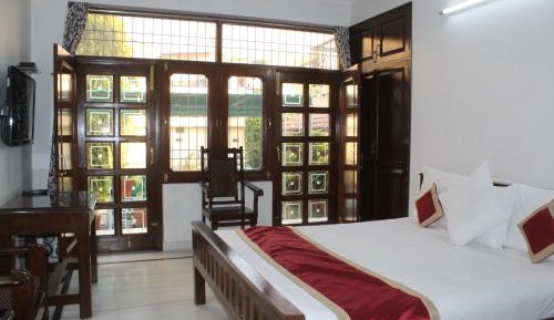 Superior King Room