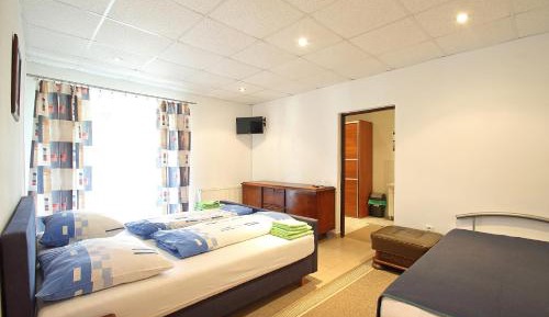 Standard Family Room