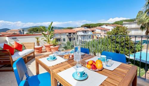 Double Room with Pool View