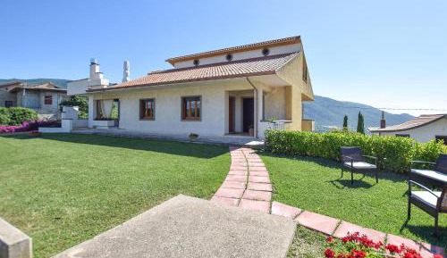 Four-Bedroom Holiday Home