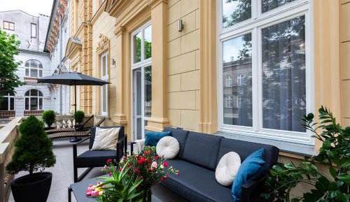 Superior Apartment with Balcony
