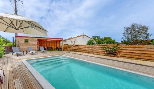 Three-Bedroom Holiday Home 