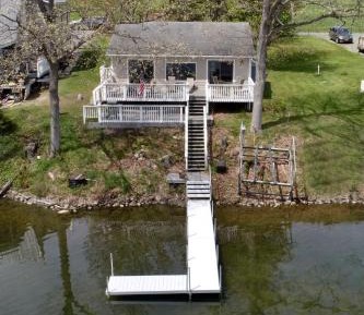 Three-Bedroom Holiday Home 