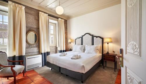 Deluxe Double Room with Shower