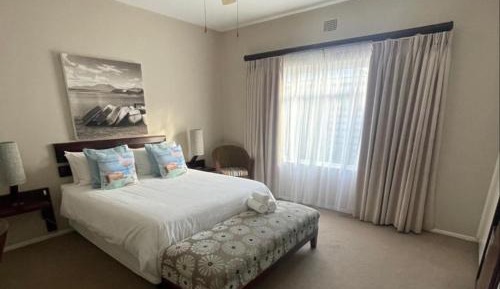 Comfort Queen Room