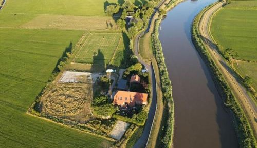 Three-Bedroom Holiday Home 