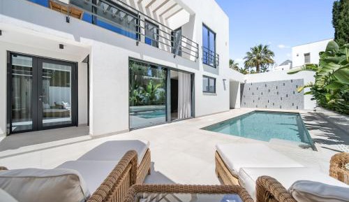 Deluxe Villa