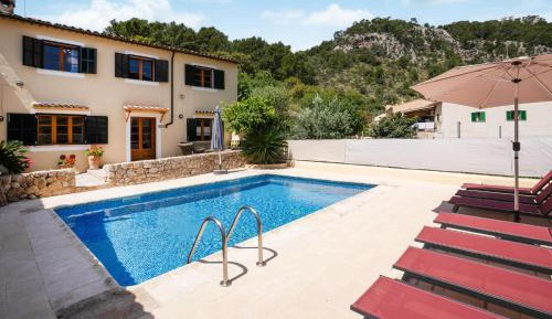 Four-Bedroom Holiday Home