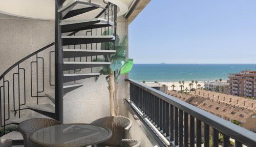 Two-Bedroom Apartment with Terrace and Sea View