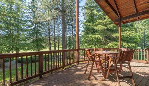 Three-Bedroom Holiday Home 