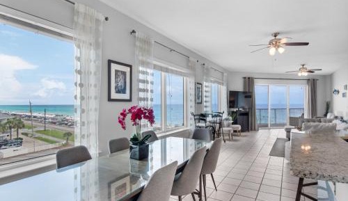 Three-Bedroom Apartment with Ocean View