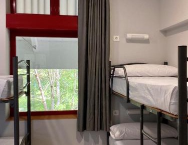 Quintuple Room