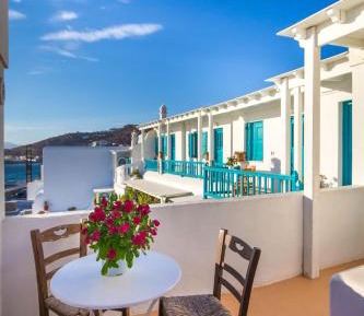 Standard Triple Room with Sea View